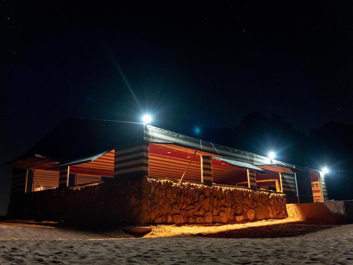 Rotana Camp Hotel Wadi Rum Ngoại thất bức ảnh